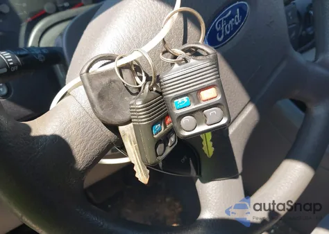 2003 Ford Expedition Xlt z USA, uszkodzony, nr VIN 1FMRU15W73LC29224